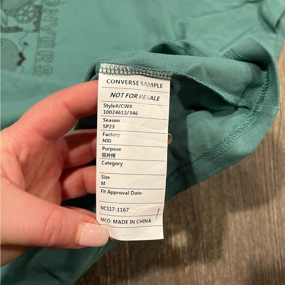 NWT Converse Mens Converse Sensory Graphic T-Shirt Crewneck Cotton Green Size M - Picture 3 of 5